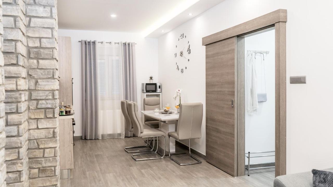 Apartment Stela - Private Terrace & Parking Zadar Eksteriør bilde