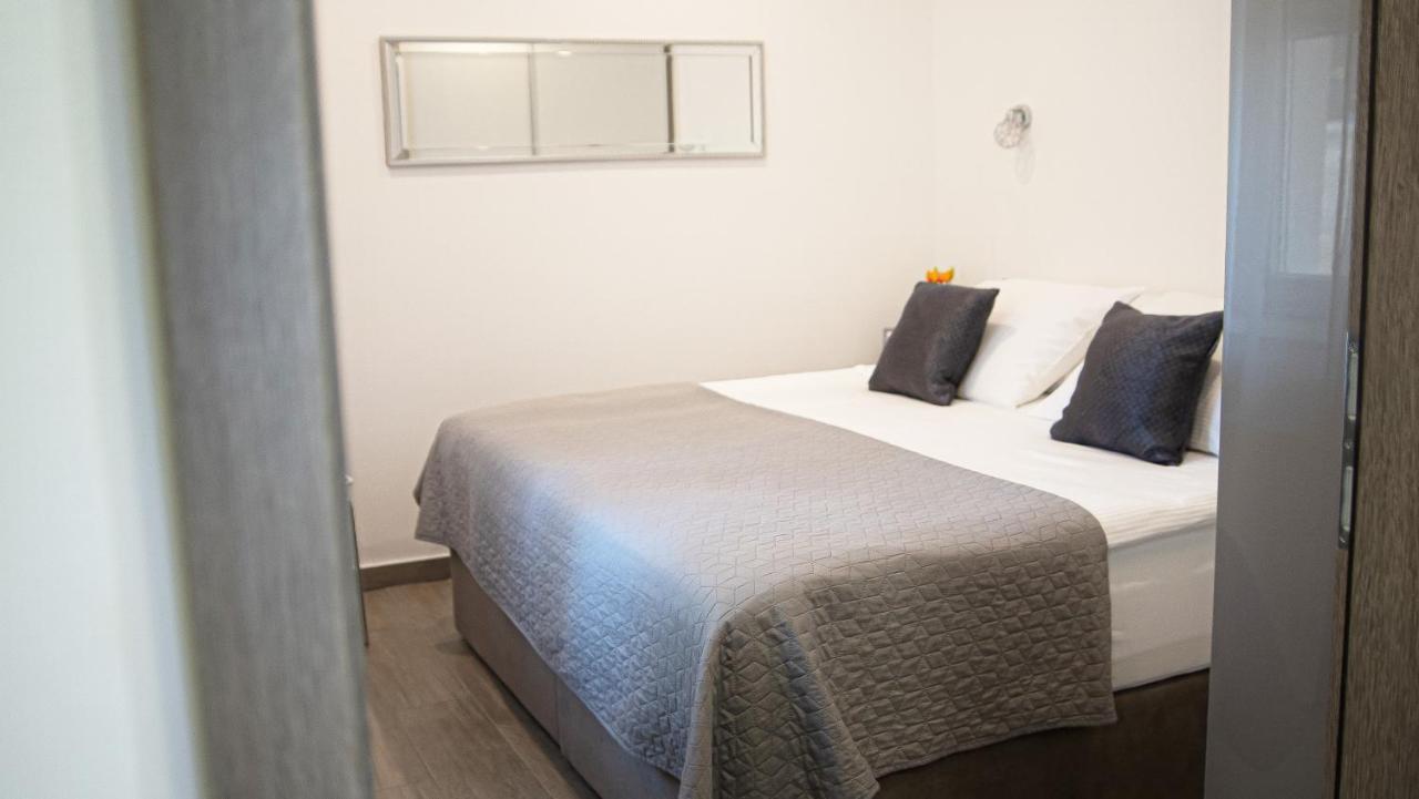 Apartment Stela - Private Terrace & Parking Zadar Eksteriør bilde